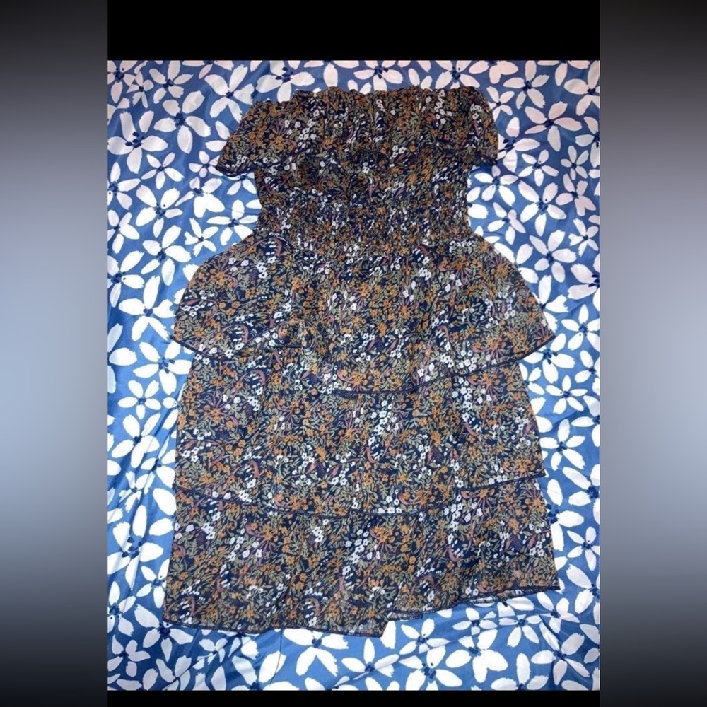 ⭐️  Blouse or dress your choice small excellent condition